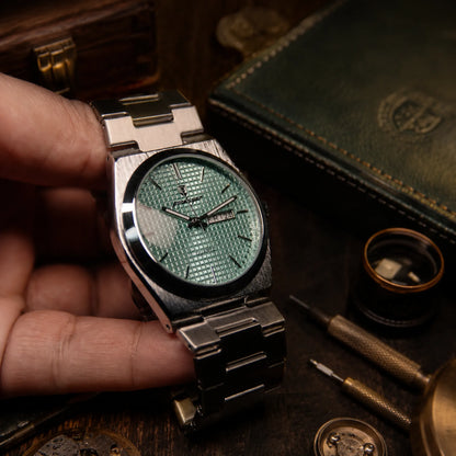Poedagar Guilloche
